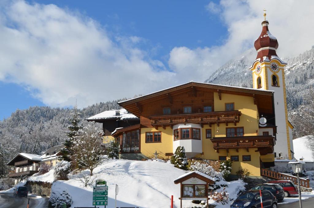 Landhotel Kirchenwirt Unken Exterior foto